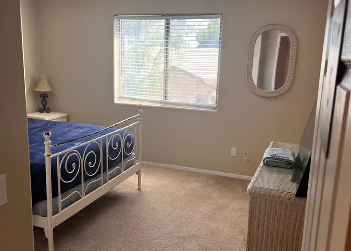 Goodyear Room * Goodyear